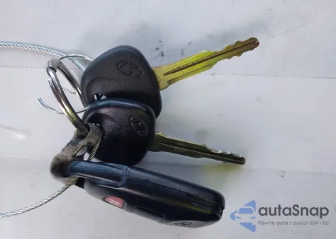 2012 Hyundai Elantra Limited from USA, damaged, VIN 5NPDH4AE6CH131100